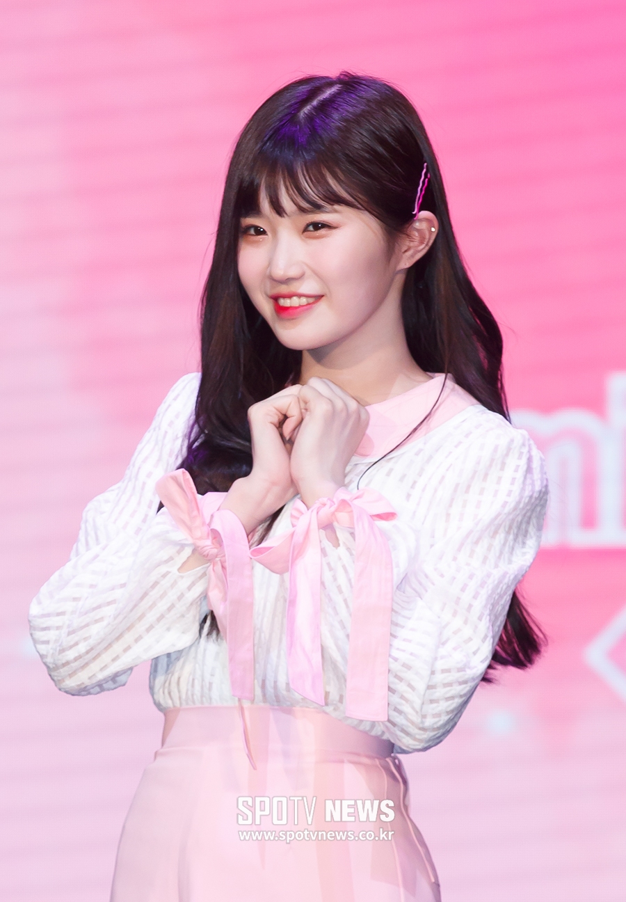 [포토S] 프로미스나인, 청순하게