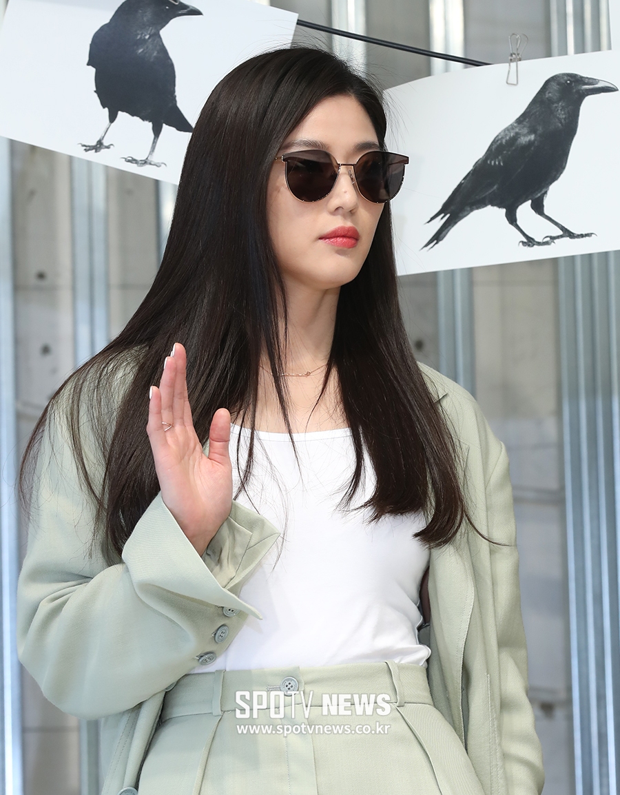 [포토S] 전지현, 홍콩 영화 주인공 포스