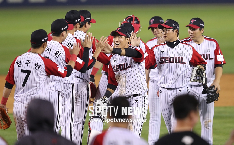 [포토S] LG, KIA 상대로 스윕 성공