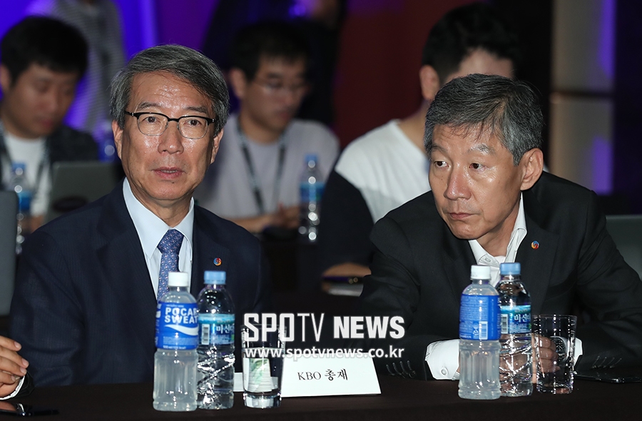 [포토S] 1차 드래프트 현장 찾은 정운찬 총재-장윤호 사무총장