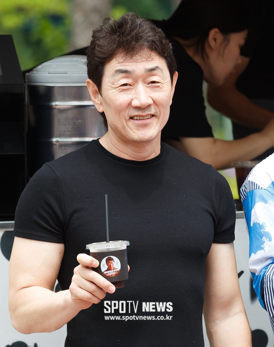 [포토S] '허준호표 커피 드세요'