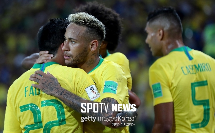[월드컵 리뷰] '네이마르 도움' 브라질, 세르비아 2-0으로 격파…조 1위로 멕시코와 격돌