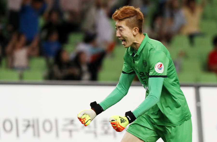 [SPO 리뷰] 조현우와 함께 빛나는 '팀'…대구, 서울과 2-2 무
