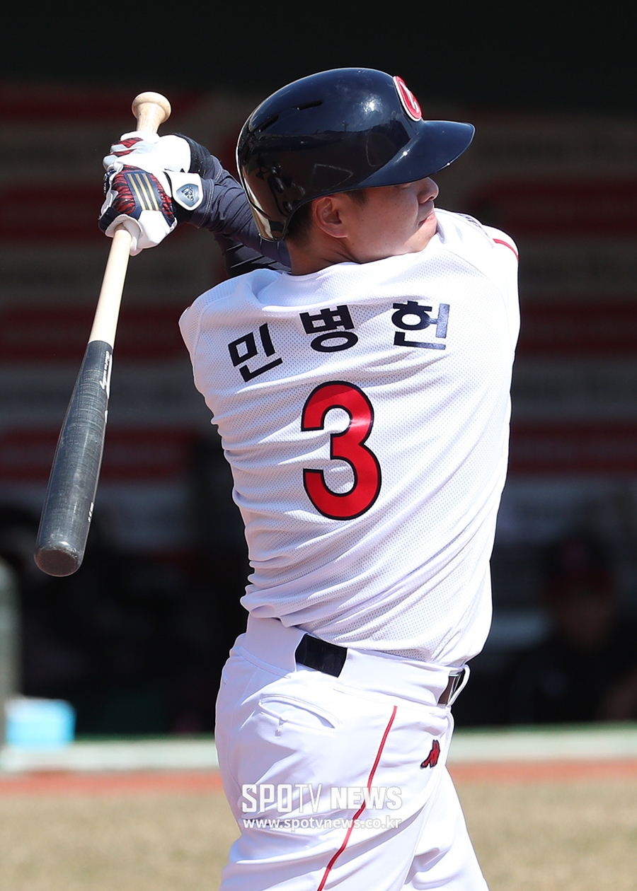 [SPO 현장] 롯데 조원우 감독 "민병헌, 부담 갖지 말아라!"
