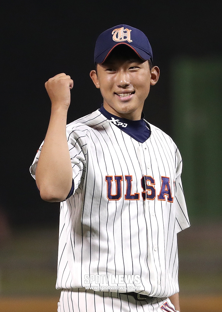 [포토S] 울산공고 최용준, 형들 제치고 퍼펙트피처 준우승!