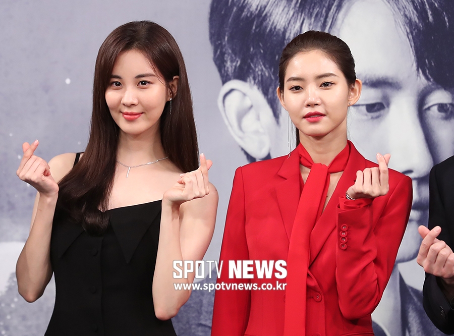 [포토S] 서현-황승언, 손하트 만들며 섹시미 대결