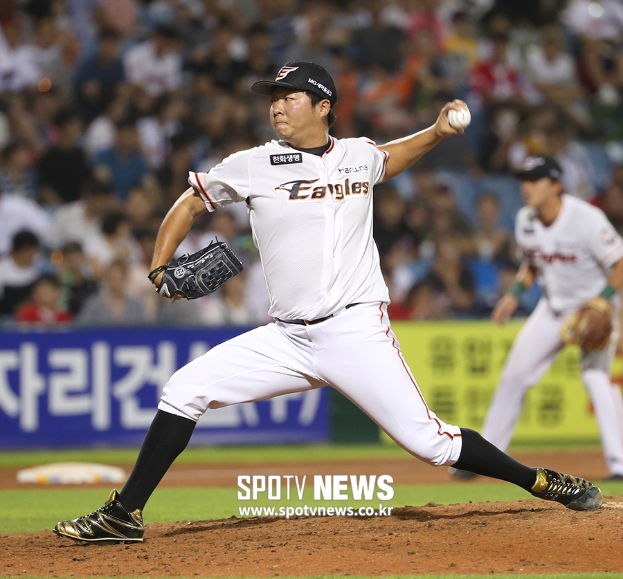 [포토S] 한화의 세 번째 투수 김범수