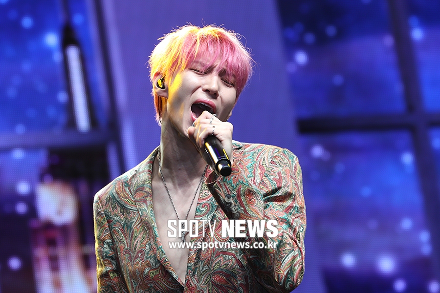 [포토S] 열창하는 빅스 레오