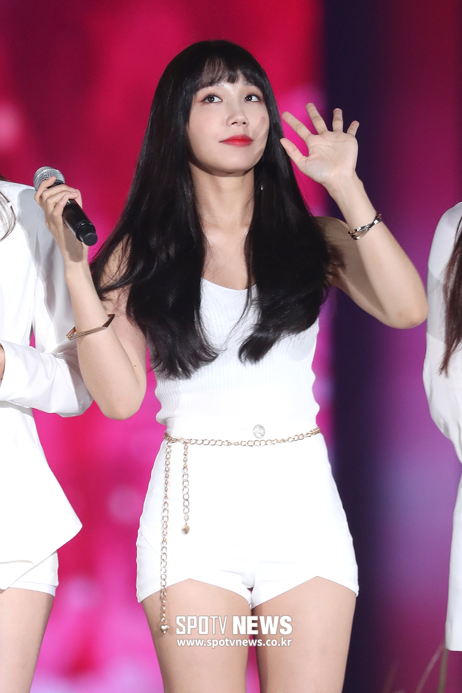 [포토S] 에이핑크 정은지, 사랑스러운 손인사