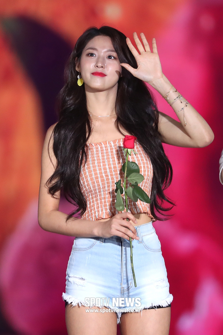[포토S] 설현, '꽃미모' 반짝