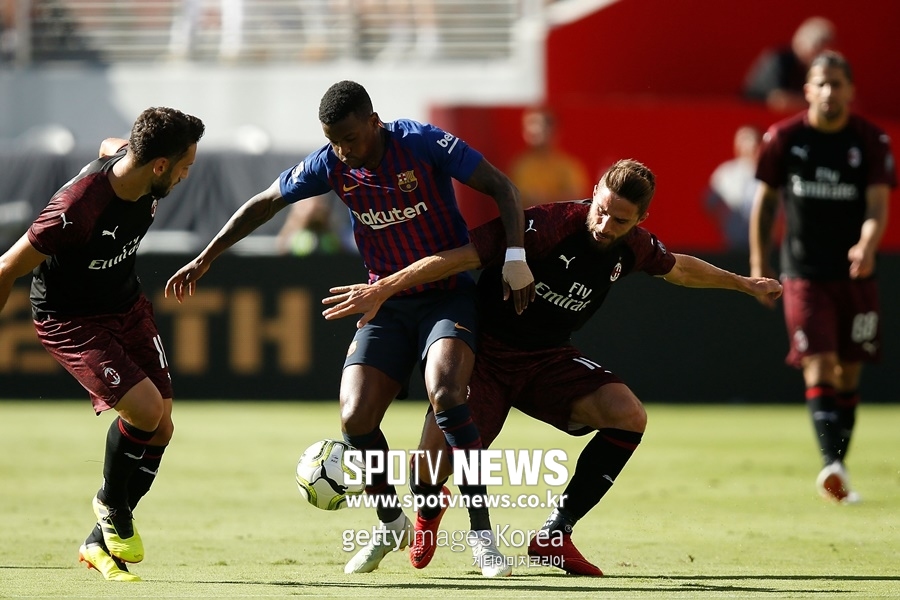 [ICC 리뷰] '실바 결승골' AC 밀란, 바르사에 1-0 진땀승