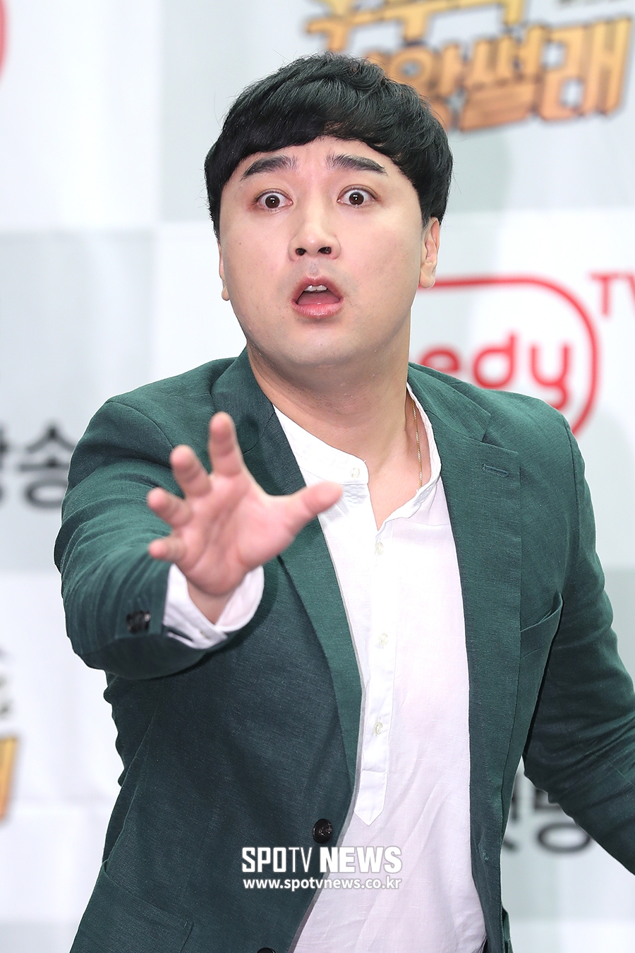 [포토S] 황제성, 호기심 가득한 표정