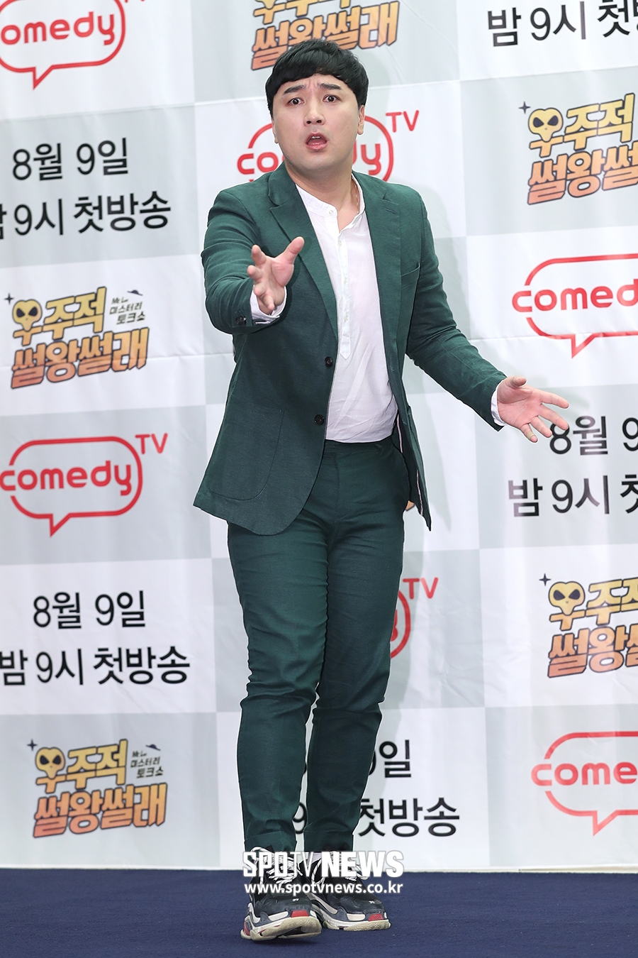 [포토S] 황제성, '우주적 썰왕썰래!'