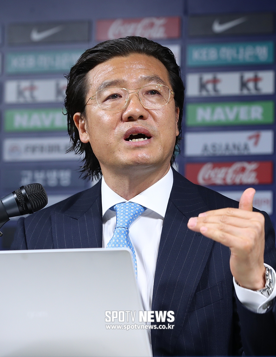 [포토S] 김판곤 위원장 “벤투 감독은 프로페셔널, 훌륭한 대안 확신”