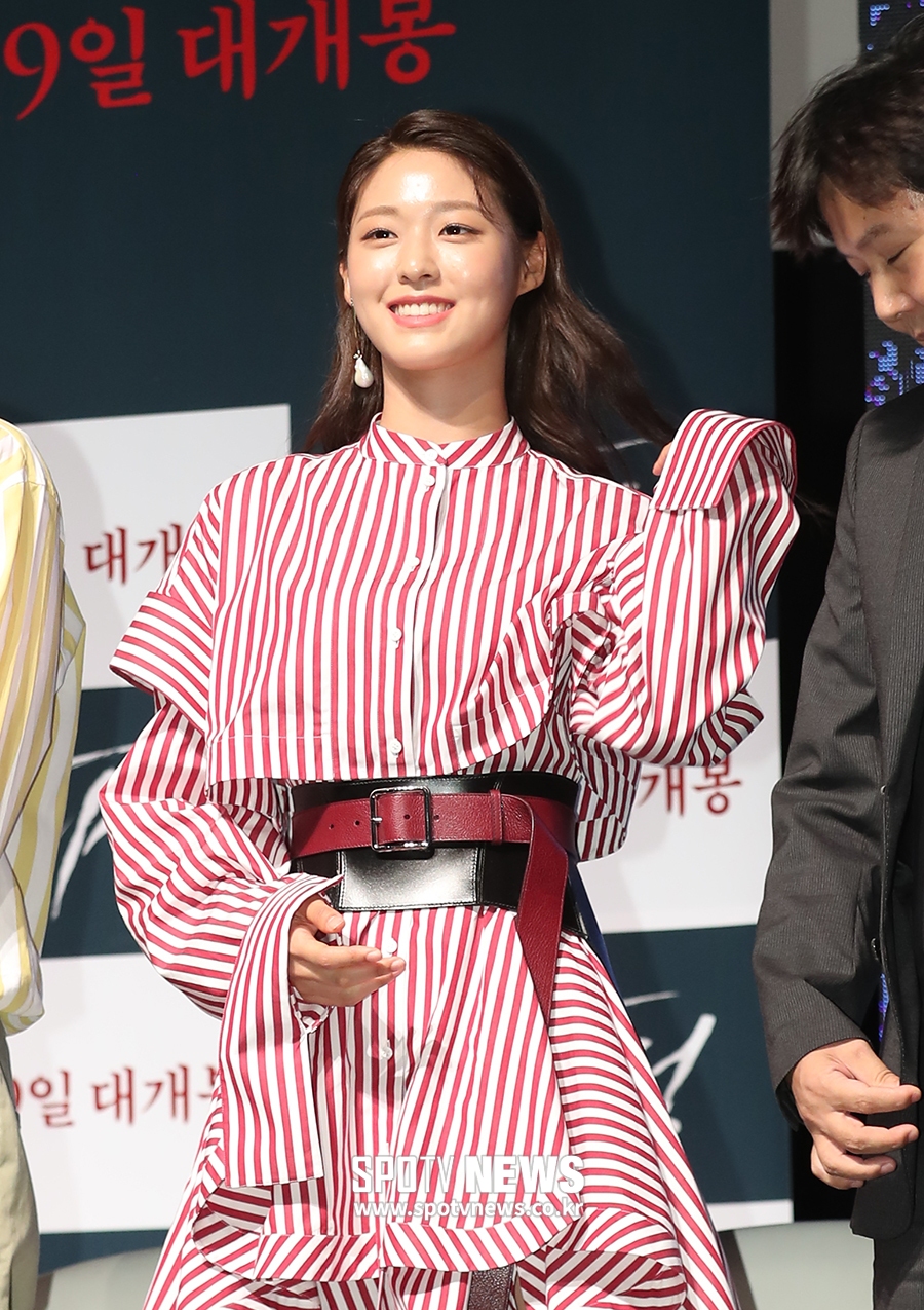[포토S] 설현, 사랑스러운 미소 날리며