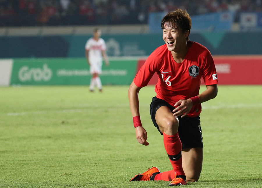 [벤투의 선택] ‘최전방 교체’ 황의조 뽑고 김신욱 제외