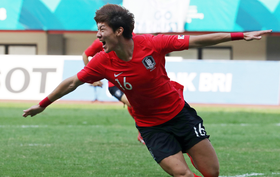 [아시안게임] '황의조 해트트릭' 한국, 우즈벡과 3-3 균형(후반 30분)