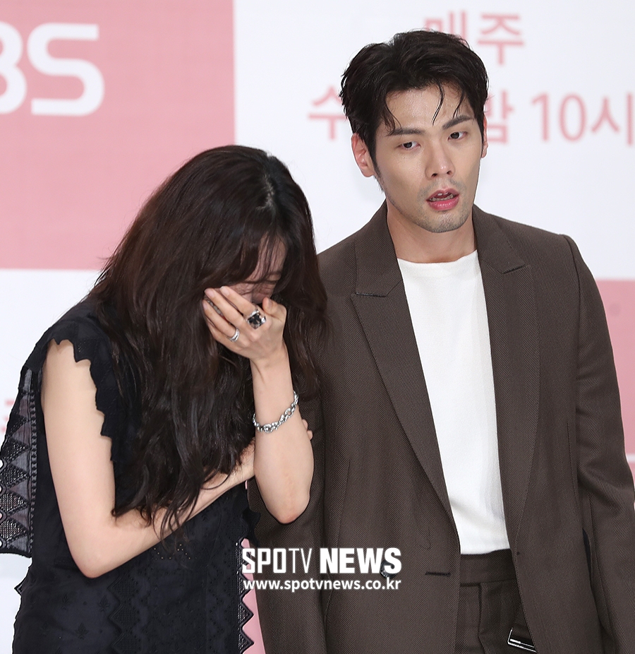 [포토S] 이지아, 최다니엘 표정에 빵!