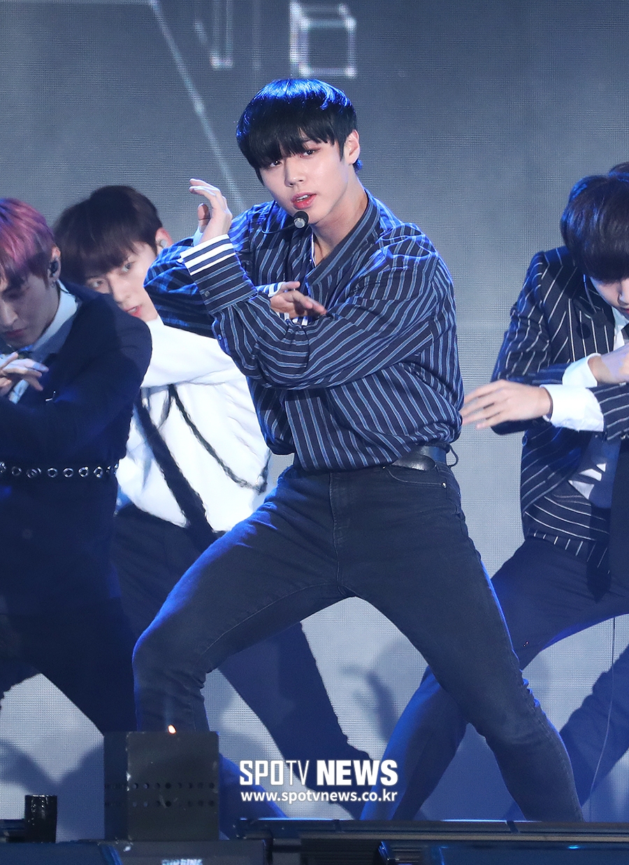 [포토S] 워너원 박지훈, 남자의 청순미