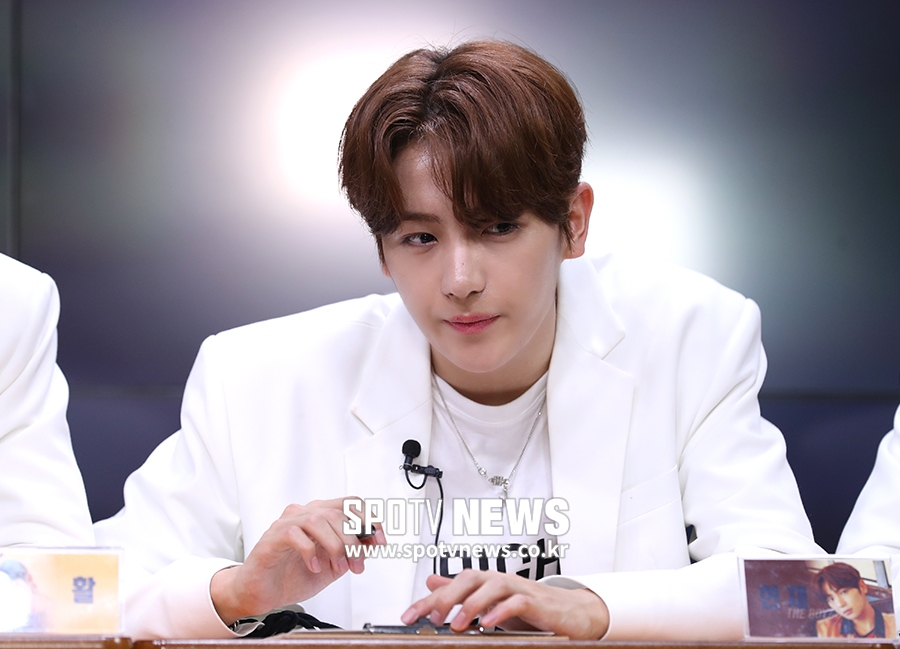 [포토S] 더보이즈 현재, 후광이 번쩍