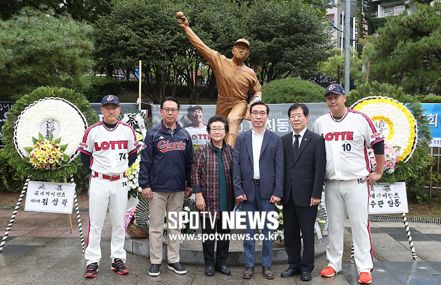 [포토S] 故 최동원 감독 7주기 추모식