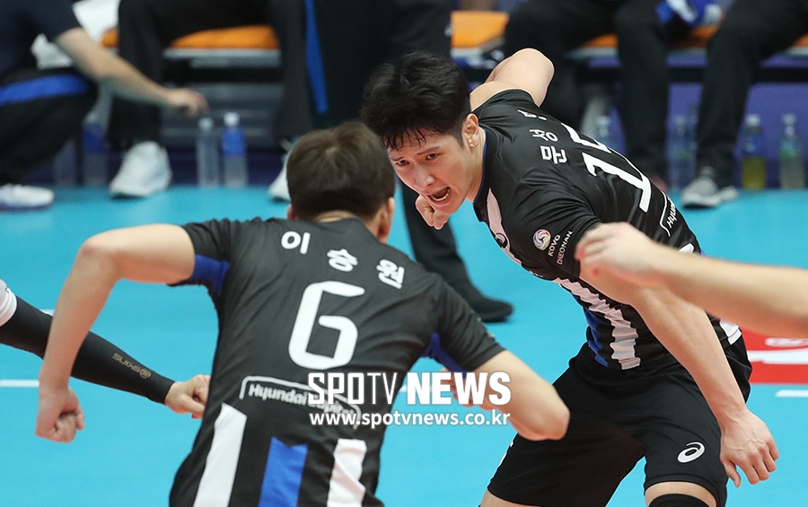 [포토S] 문성민-이승원, 환상의 호흡!