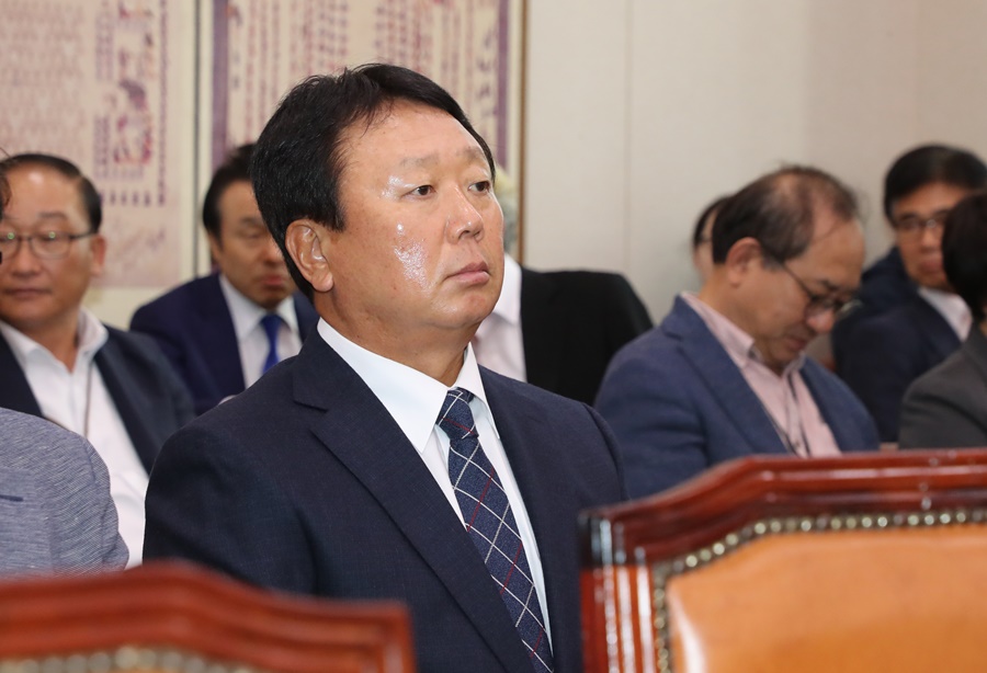 [칼럼] ‘선동열 사태 반전,’ 문제의 본질 모른 채 국회로 불러들인 결과일 뿐일까