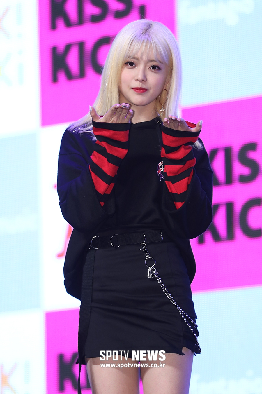 [포토S] 위키미키 지수연, 인형 같은 얼굴