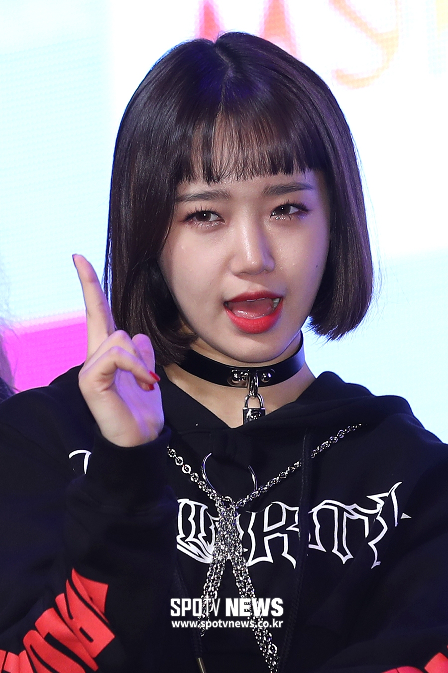 [포토S] 위키미키 최유정, 귀엽게 뱅~