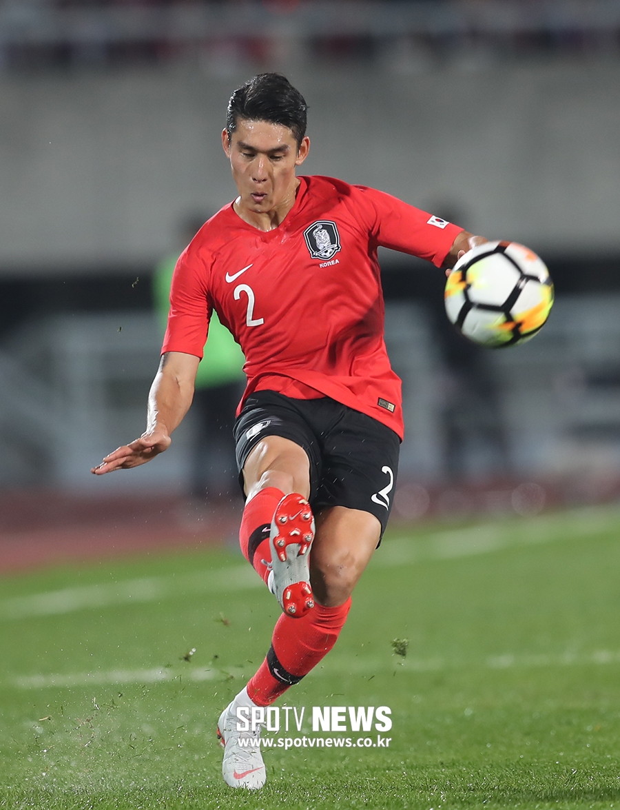 [포토S] 공 올려주는 이용