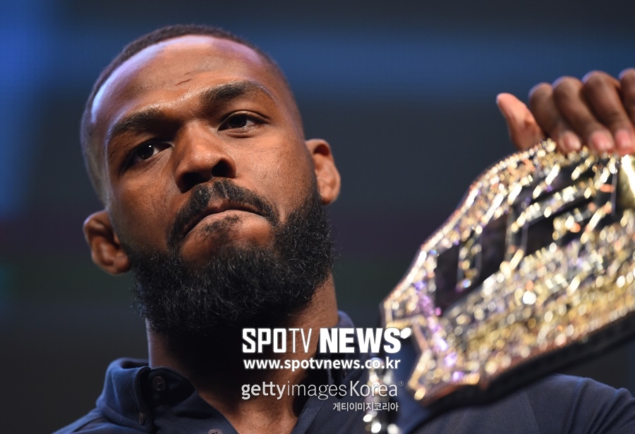 [UFC] 존 존스 기량에 물음표…"악당이 필요한 거겠지"
