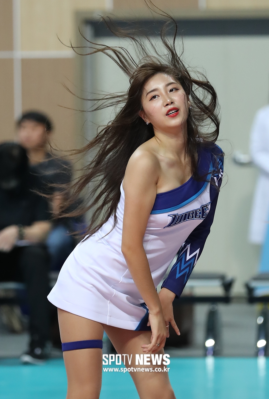 [포토S] 치어리더 안지현, 웨이브의 정석