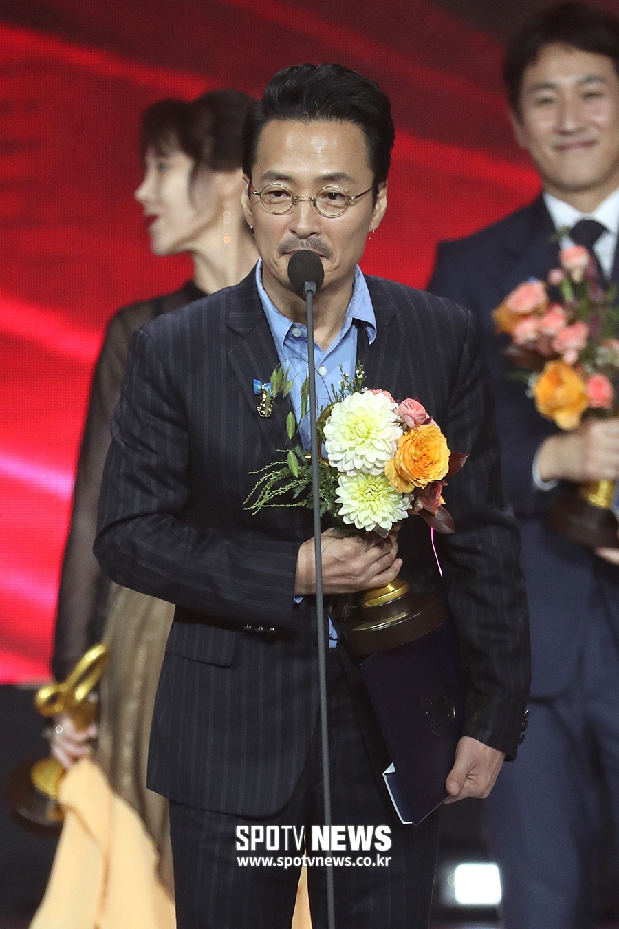 [포토S] 강산에, 국무총리 표창