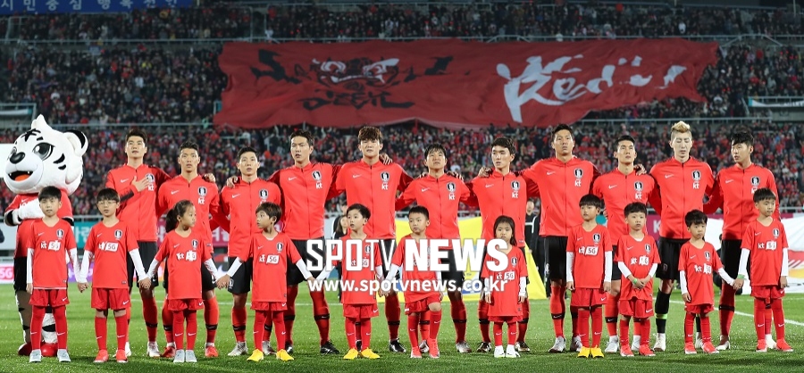 '우루과이 잡은' 벤투호, 두 계단 상승에 그쳐…FIFA랭킹 53위
