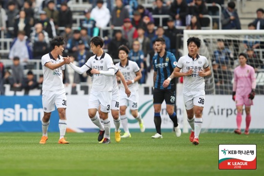 [K리그 REVIEW] '부노자 자책골' 대구,인천에 1-0 승리…잔류 안정권