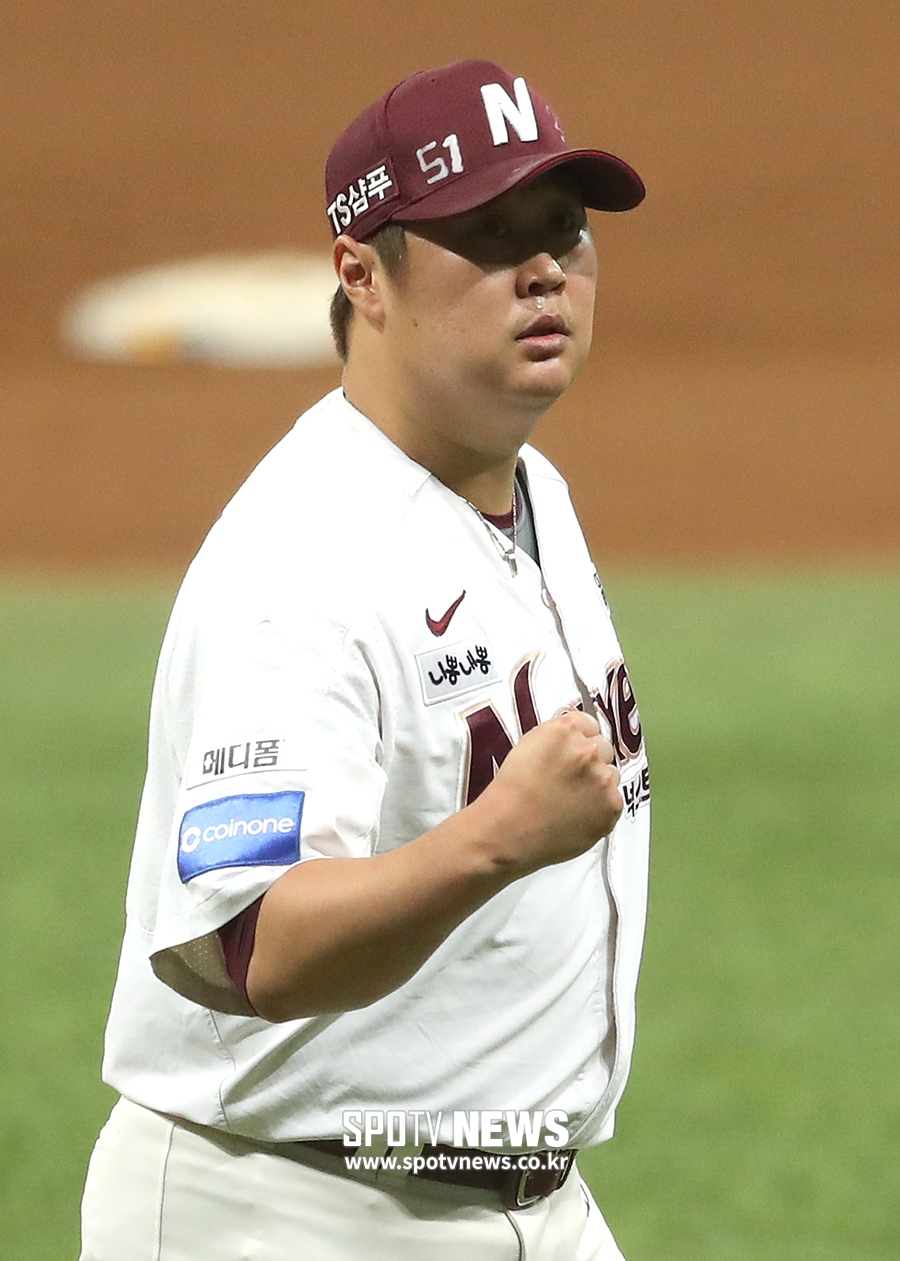 [포토S] 주먹 불끈 쥔 이보근