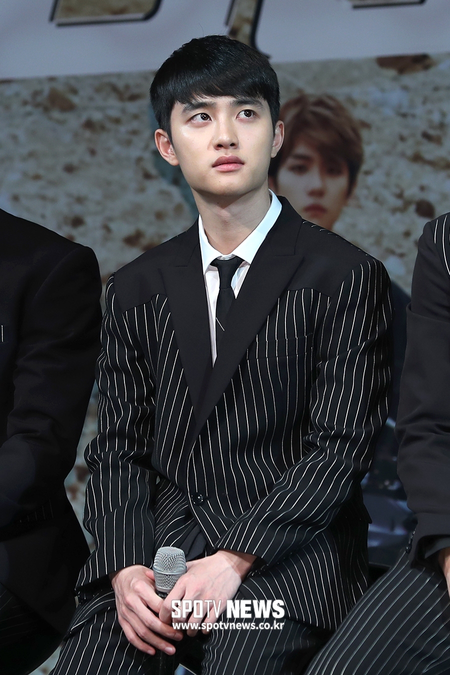 [포토S] 엑소 디오, 아직도 세자 저하의 모습이