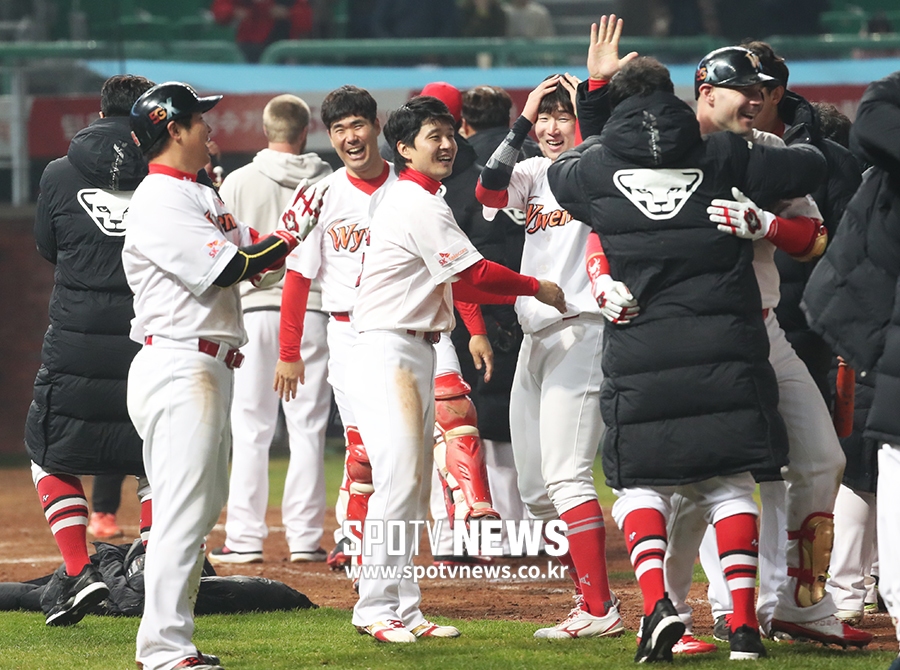 [포토S] 6년 만에 한국시리즈 진출하는 SK