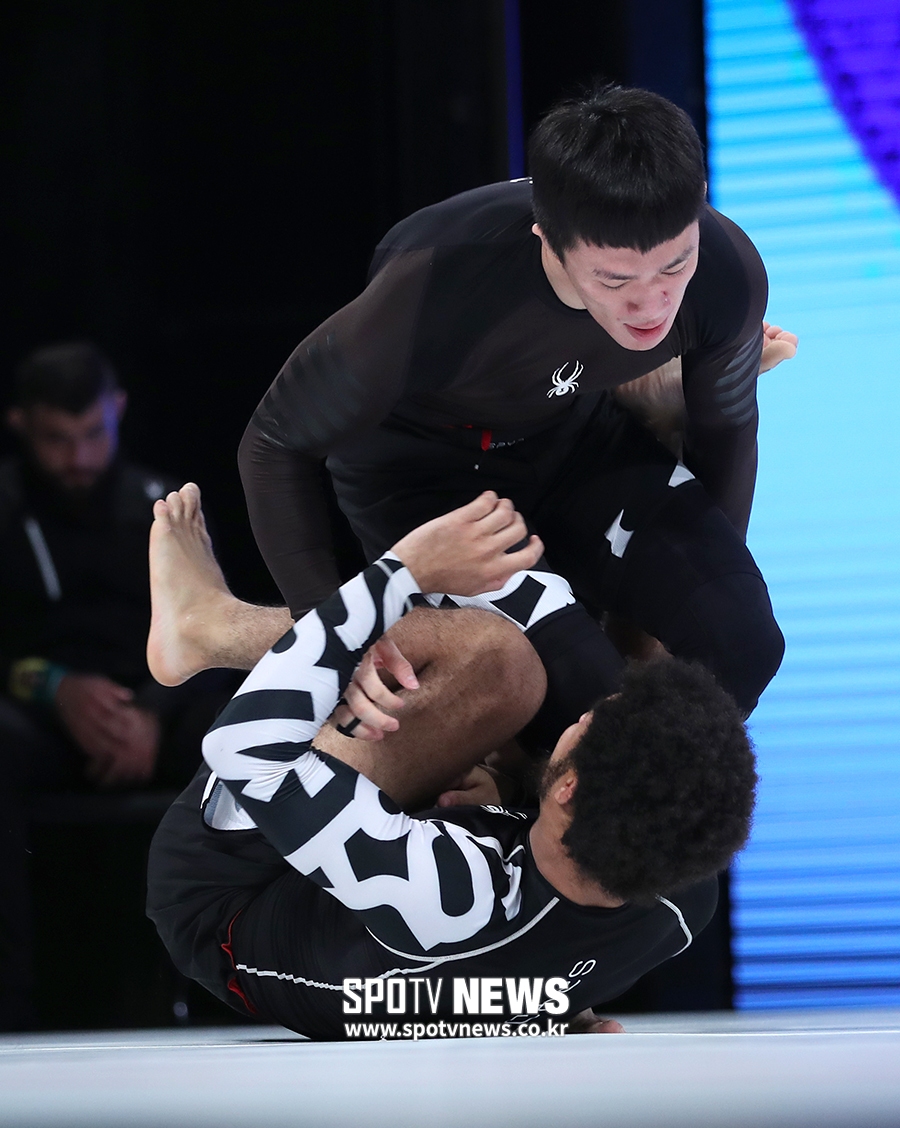[포토S] 조준용, '널 제압한다'