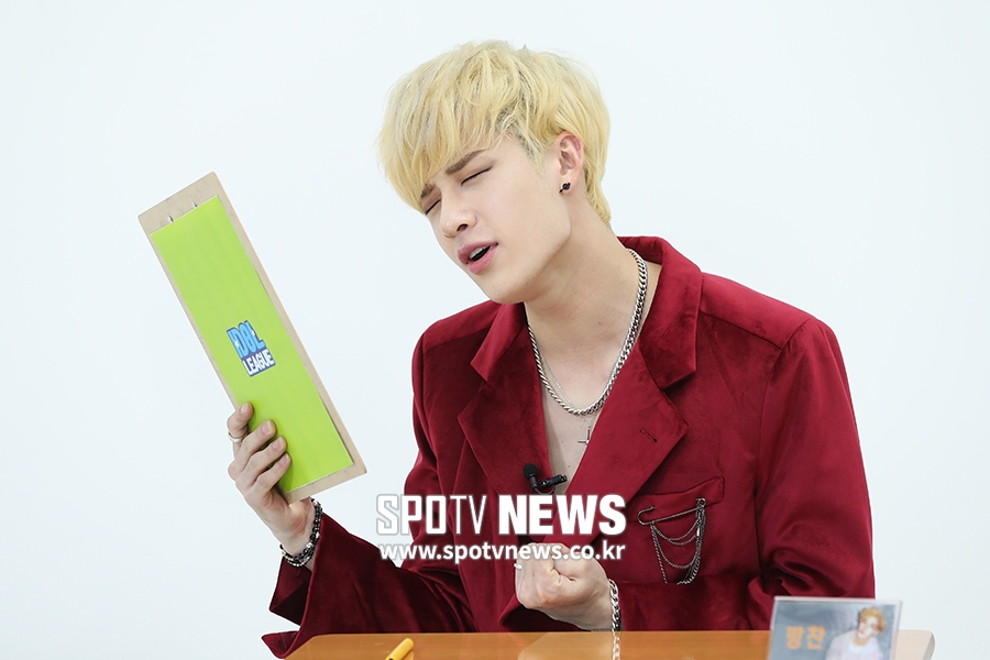 [포토S] 스트레이 키즈 방찬, 내 음악에 취해