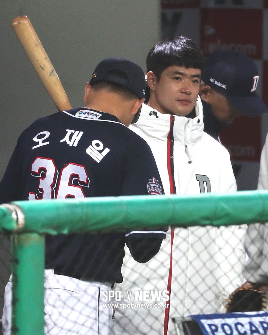[포토S] 4차전도 결장하는 김재환