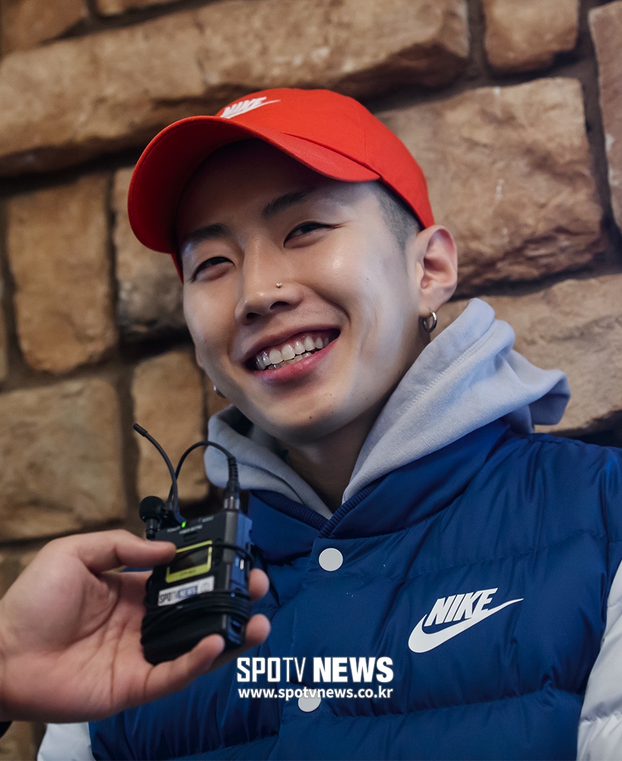 [포토S] 박재범, "정찬성이 서브미션으로 이깁니다"