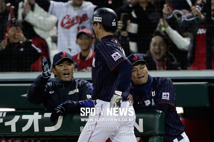 '9회 4득점' 일본, ML올스타에 또 역전극…3승 1패