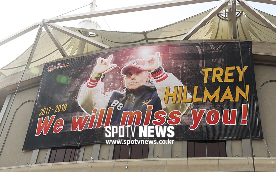 [포토S] 힐만 감독, 'We will miss you!'