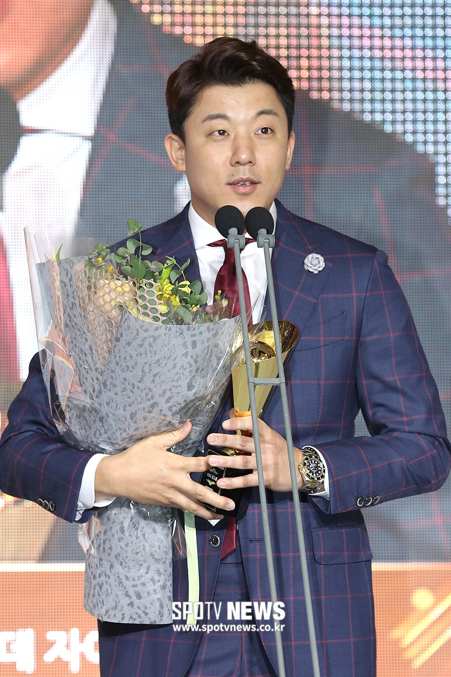 [포토S] 오현택, 홀드상 수상