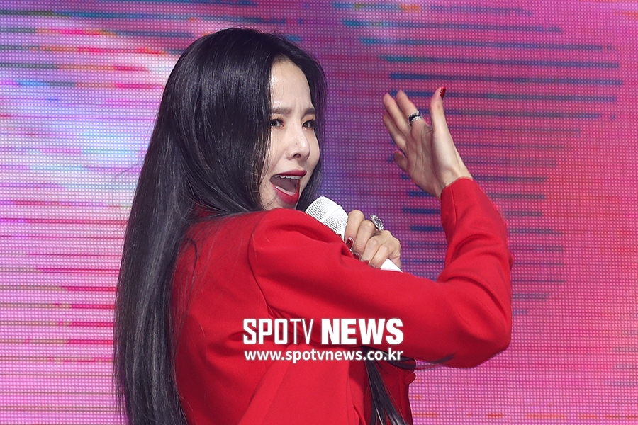 [포토S] EXID 솔지, 파워풀 보이스!