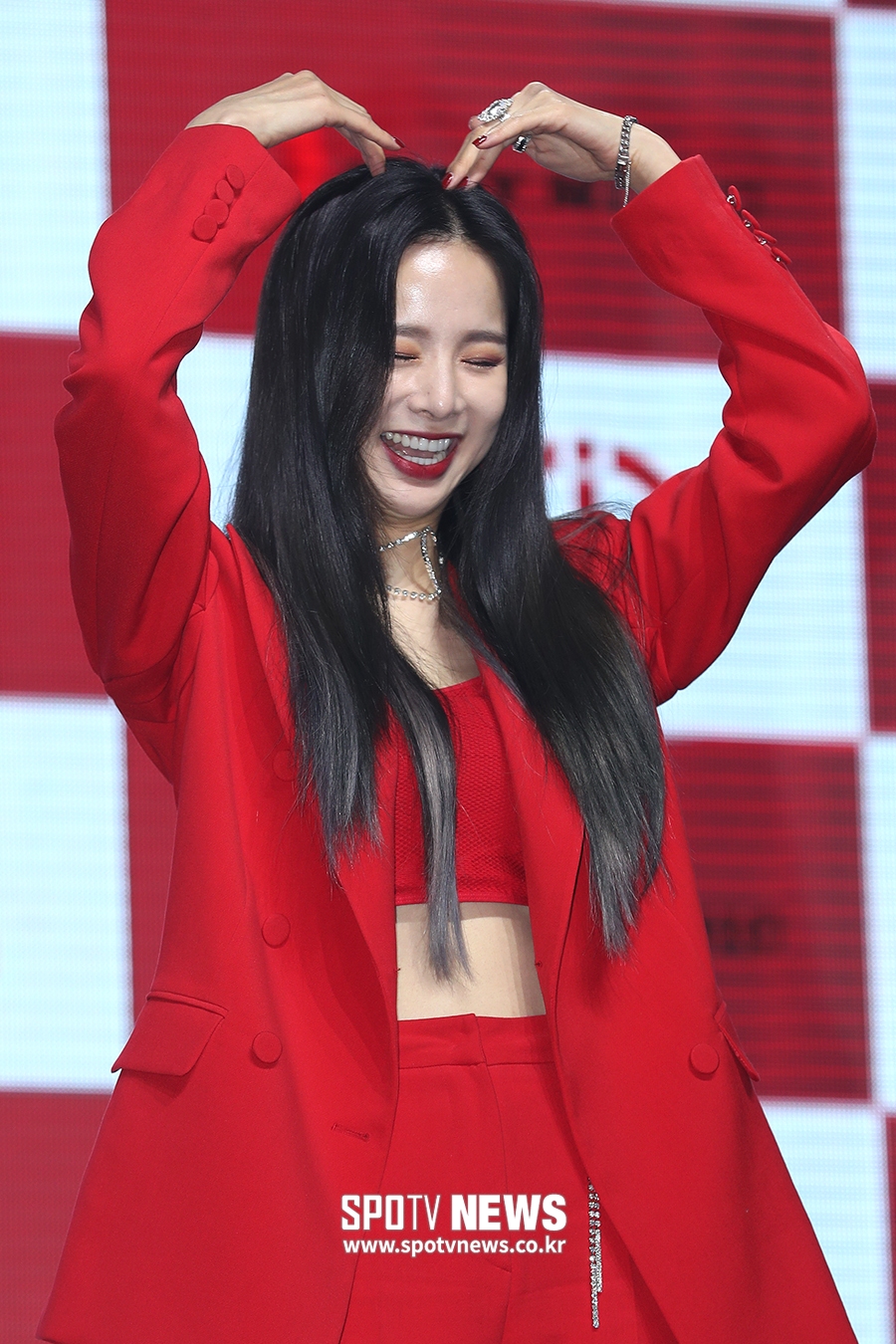 [포토S] EXID 솔지, 밝은 미소로 하트 뿅!