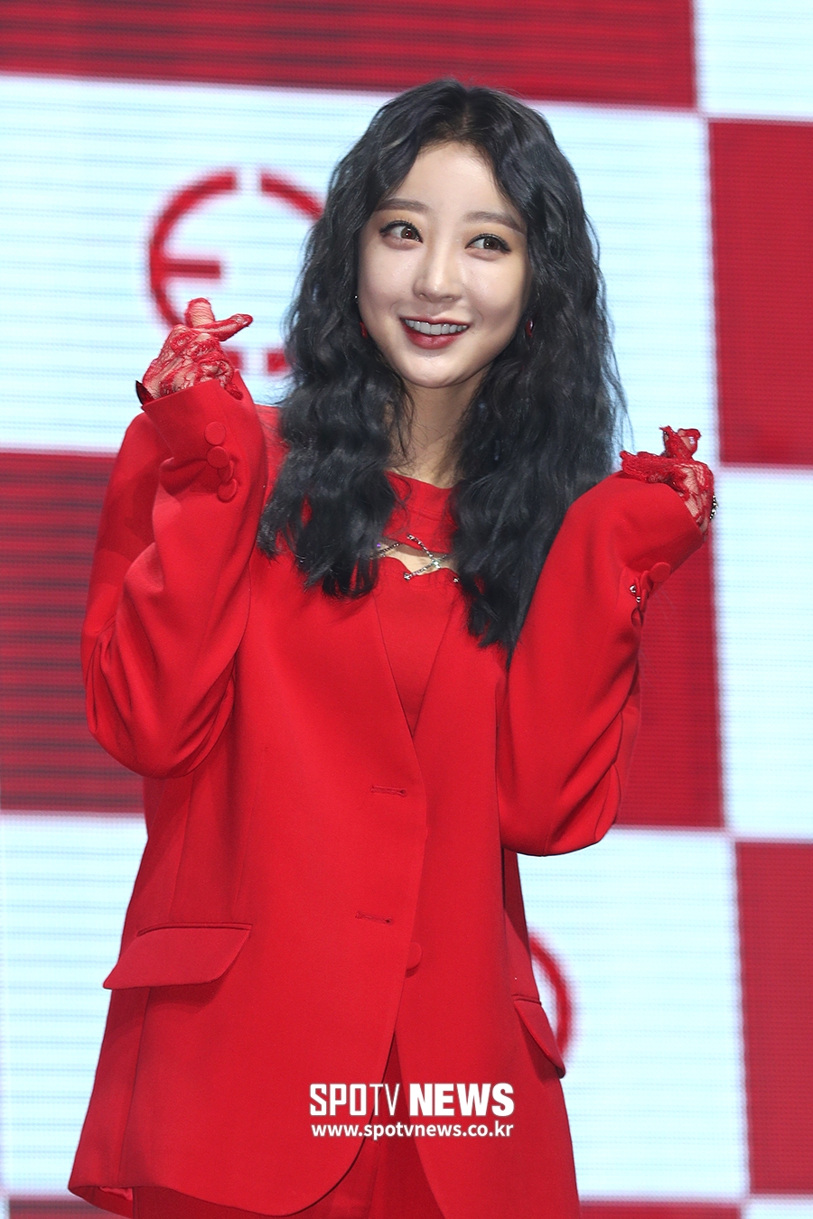 [포토S] EXID 혜린, 애교 하트 뿅!