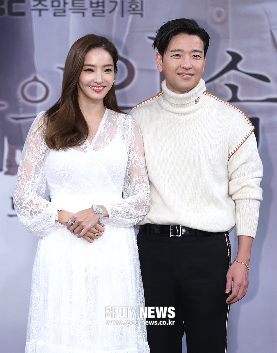 [포토S] 배수빈-한채영, '잘 어울리나요?'