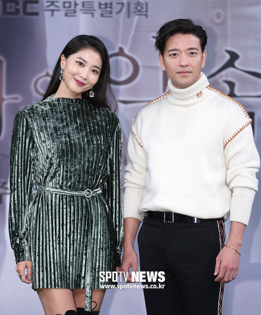 [포토S] 오윤아-배수빈, '주말에 만나요'